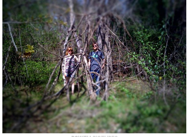 An iPhone engagement shoot warm-up So this morning I featured the lovely Tim and Amy’s vintage inspired engagement shoot held at their home and a few other locations they hold close to their heart. And...