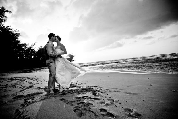 Real Wedding Wedding Photography Hawaii Wedding Bride and Groom 