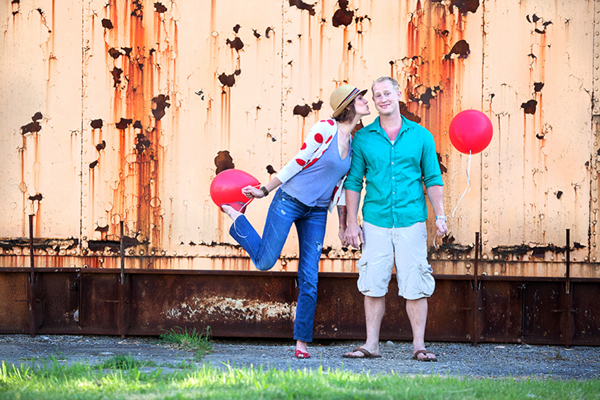 Engagement Shoot, E-Shoot, Couple Shoot, Love Shoot, Couple Photography, Wedding Photography, Urban, Fun, Balloons, Red (7) Engagement Shoot, E-Shoot, Couple Shoot, Love Shoot, Couple Photography, Wedding Photography, Urban, Fun, Balloons, Red (7)