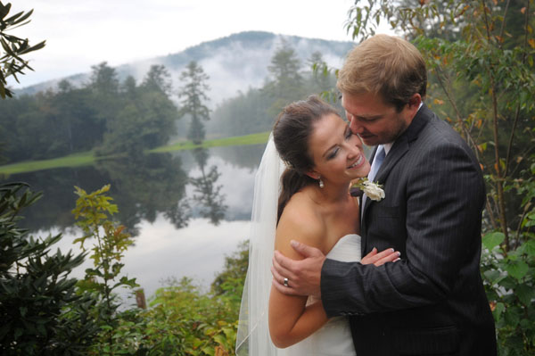 real wedding, wedding photography, mountain wedding, outdoors wedding, wet weather wedding, rustic chic wedding, Whitmeyer Photography (9) real wedding, wedding photography, mountain wedding, outdoors wedding, wet weather wedding, rustic chic wedding, Whitmeyer Photography (9)