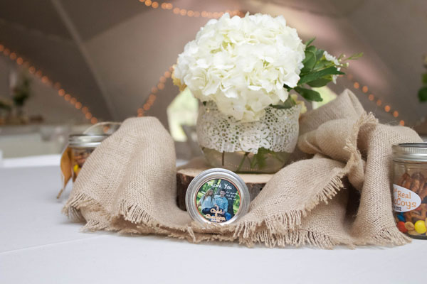 real wedding, wedding photography, wedding inspiration, hot coral wedding, shabby chic, rustic, outdoor wedding, In His Image Film & Photo (20) real wedding, wedding photography, wedding inspiration, hot coral wedding, shabby chic, rustic, outdoor wedding, In His Image Film & Photo (20)