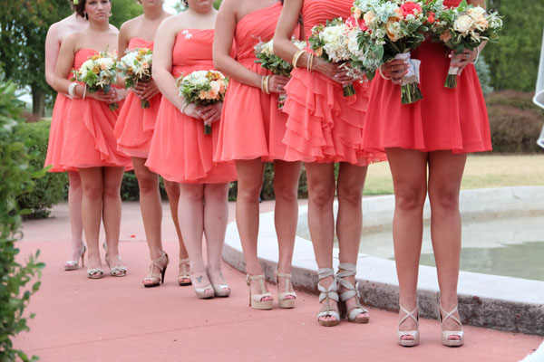 real wedding, wedding photography, wedding inspiration, hot coral wedding, shabby chic, rustic, outdoor wedding, In His Image Film & Photo (8) real wedding, wedding photography, wedding inspiration, hot coral wedding, shabby chic, rustic, outdoor wedding, In His Image Film & Photo (8)