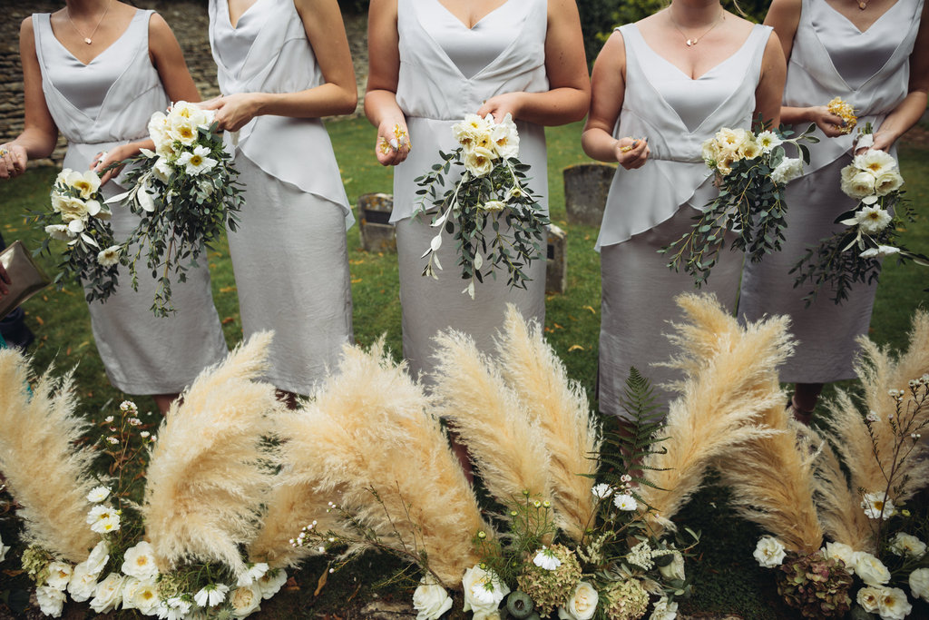 Modern Relaxed Luxury Wedding Planner, Thyme Southrop Wedding, Pocketful of Dreams