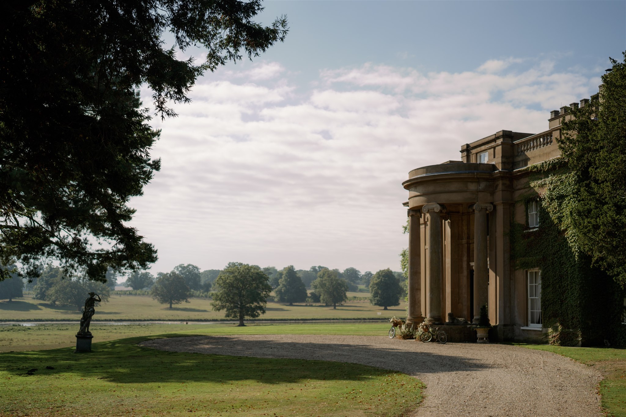 Luxury Wedding Planner, Cotswolds, London & UK, Pocketful of dreams, Luxury wedding planner, Wedding Planner Cotswolds, London, UK, Best Wedding Planners, Wilderness Reserve, GLass Marquee Wedding,