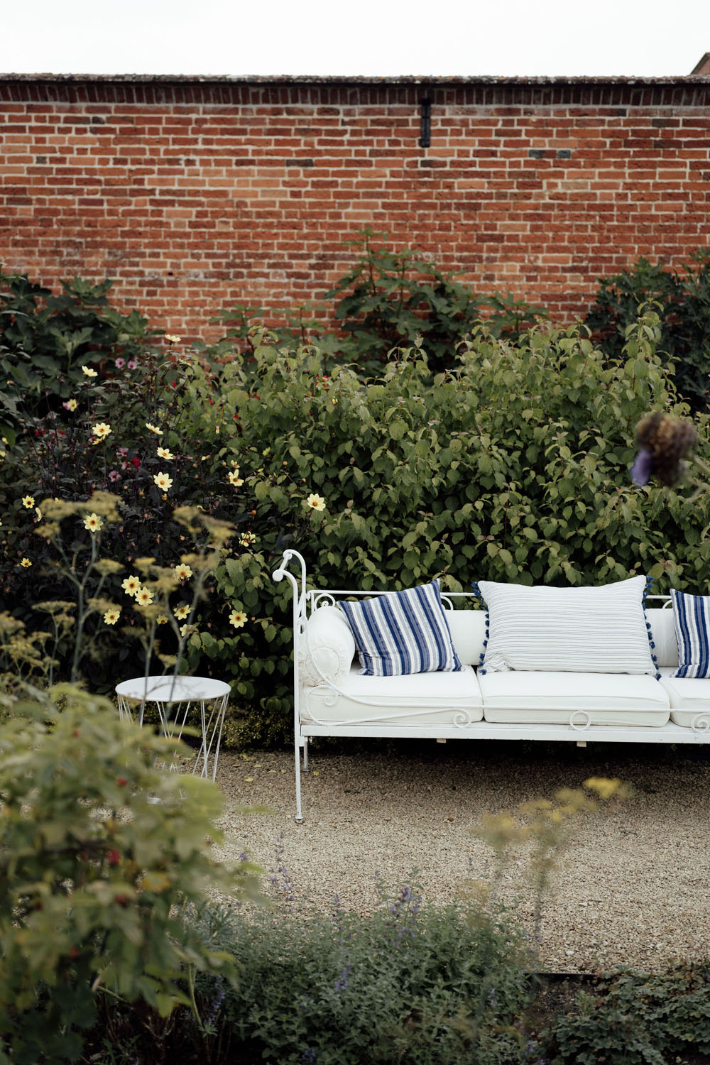 Heckfield Place, Luxury Event, Pocketful of dreams, Event Styling, 60th Birthday, Tablescape, Sunday Brunch Party, Matt Porteous, Kitten Grayson, Skye Gyngell, White and blue party