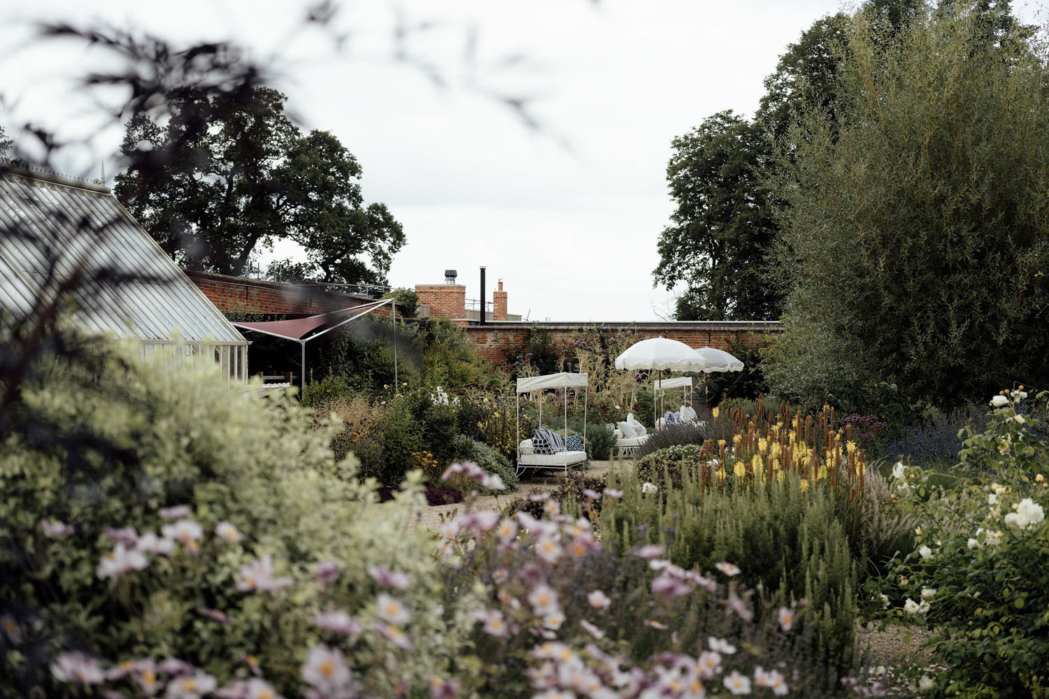 Heckfield Place, Luxury Event, Pocketful of dreams, Event Styling, 60th Birthday, Tablescape, Sunday Brunch Party, Matt Porteous, Kitten Grayson, Skye Gyngell, White and blue party