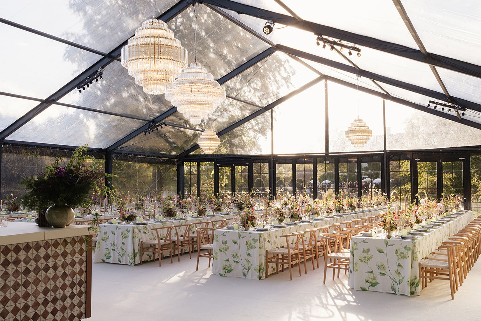 Weekend Wedding Planner, Cotswolds rehearsal dinner, Cotswolds wedding weekend, Cornwell Manor wedding, Cotswolds Destination Wedding, wedding rehearsal dinner, alfresco wedding dinner, asado wedding catering, Salsa Rose, Pocketful of Dreams, Cornwell Manor planner, Luxury Wedding Planner, Cotswolds Wedding Planner